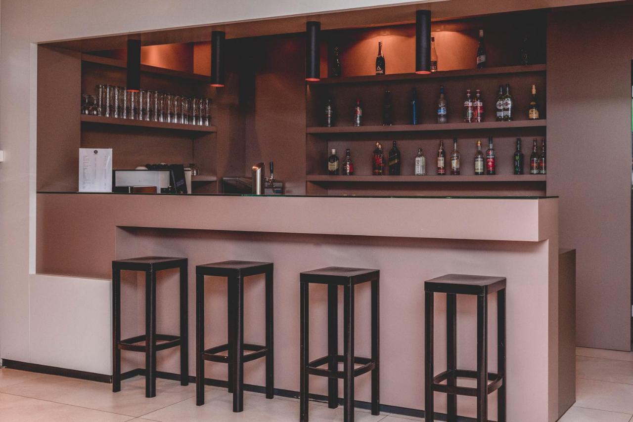 极乐酒店 美因河畔法兰克福 外观 照片